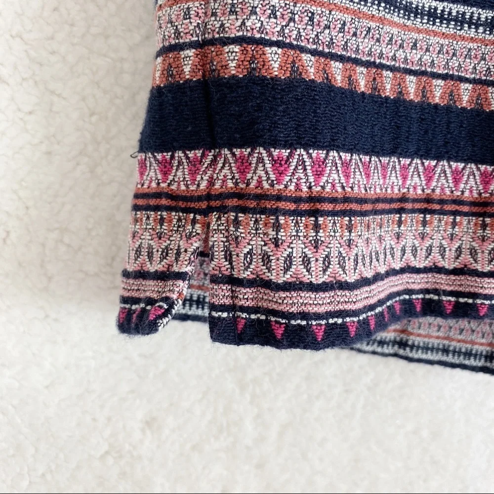 LOFT Riviera Style Stripe Short Shorts Size 6 Southwest Print